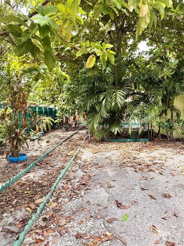 1251 NW 29th Terrace 1, Miami, FL 33142