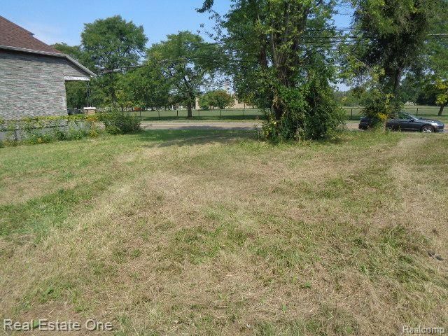 5092 Charles Street, Hamtramck, MI 48212