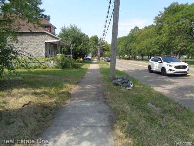 5092 Charles Street, Hamtramck, MI 48212