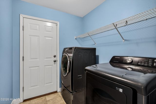 409 Blue Pennant Court, Sneads Ferry, NC 28460