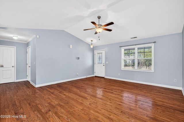 409 Blue Pennant Court, Sneads Ferry, NC 28460