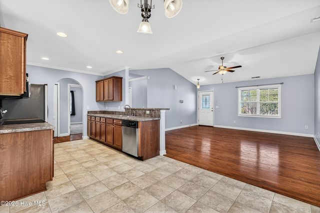 409 Blue Pennant Court, Sneads Ferry, NC 28460