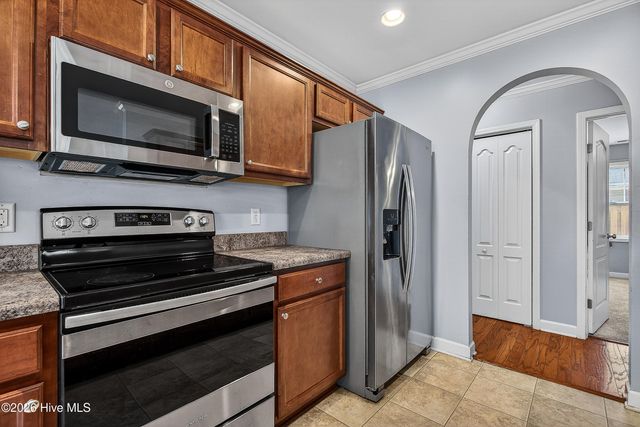 409 Blue Pennant Court, Sneads Ferry, NC 28460