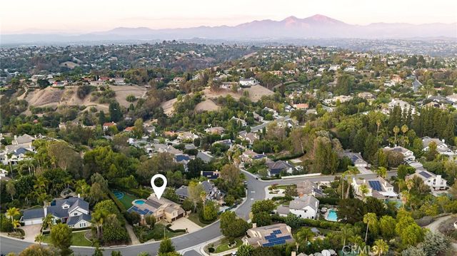 27401 Lost Colt Drive, Laguna Hills, CA 92653