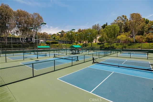 27401 Lost Colt Drive, Laguna Hills, CA 92653