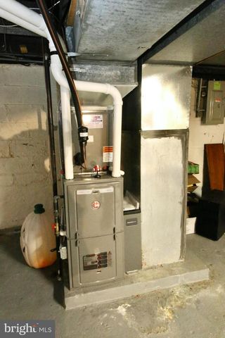 211 E CLINTON AVE, Oaklyn, NJ 08107