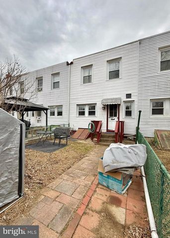 211 E CLINTON AVE, Oaklyn, NJ 08107