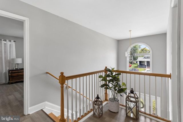 531 MANOR RD, Beverly, NJ 08010
