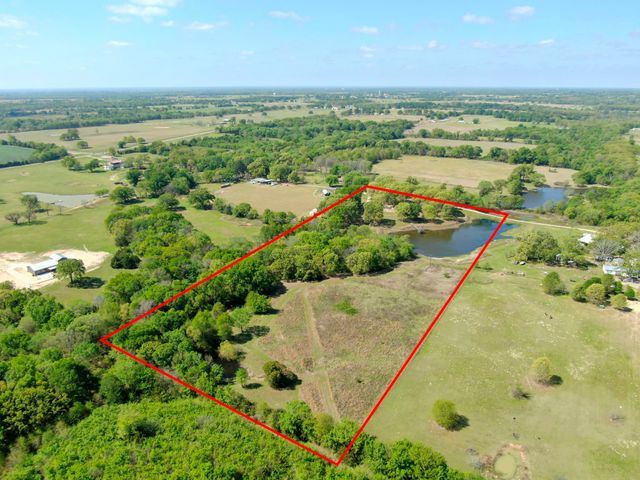 321 Rs County Road 3310, Emory, TX 75440