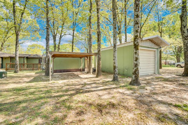 321 Rs County Road 3310, Emory, TX 75440