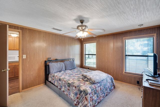 321 Rs County Road 3310, Emory, TX 75440