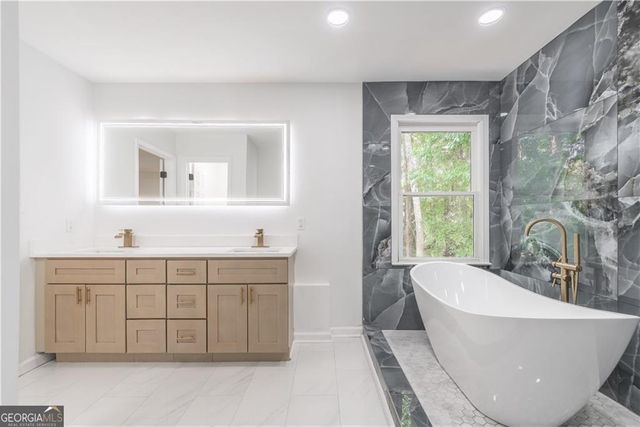 4595 Riders Ridge Trail, Snellville, GA 30039