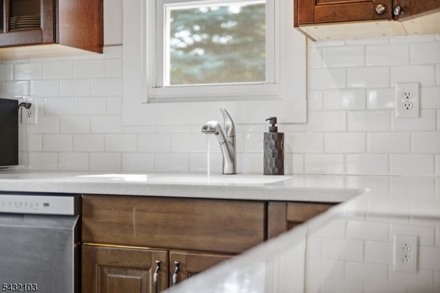 397 W Shore Trl, Sparta Twp., NJ 07871