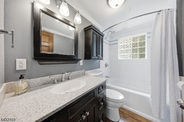 397 W Shore Trl, Sparta Twp., NJ 07871