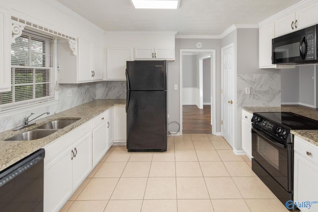 2624 Excalibur Drive, Huntsville, AL 35803