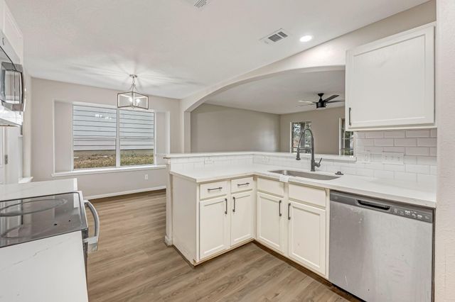 5445 N Buffalo Circle, Willis, TX 77378