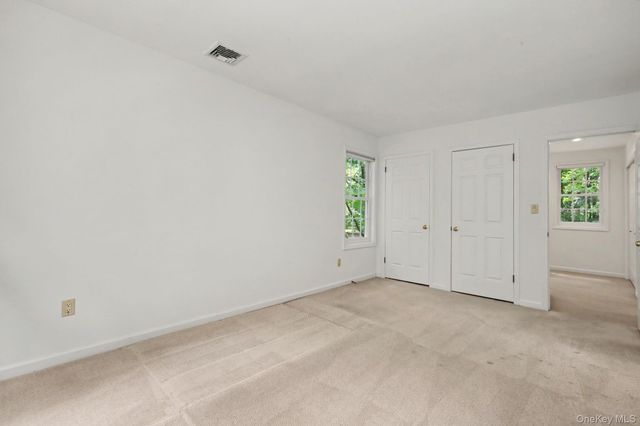4 Annes Wood Lane, Mount Kisco, NY 10549