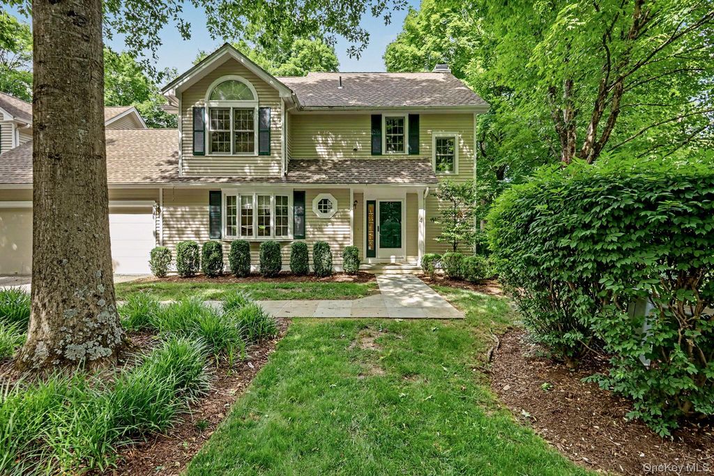 4 Annes Wood Lane, Mount Kisco, NY 10549