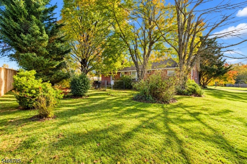 607 Ohio Ave, Pohatcong Twp., NJ 08865 — photo 2