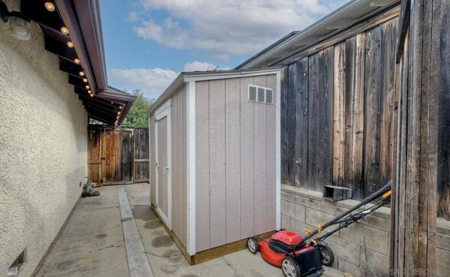 12539 Buckskin Trl, Poway, CA 92064