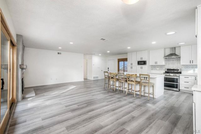 12539 Buckskin Trl, Poway, CA 92064