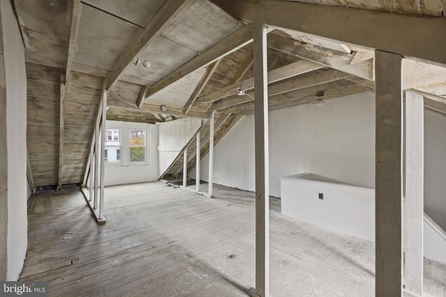 384 W GORDON ST, Allentown, PA 18102