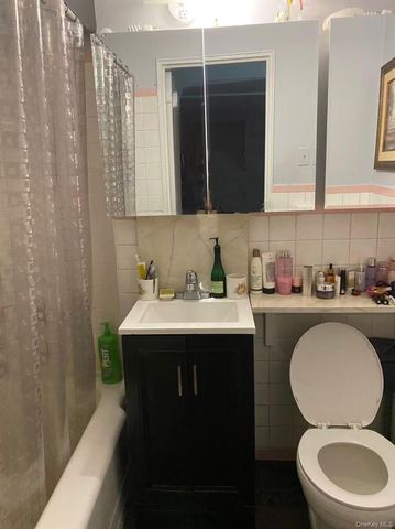 14340 41st Avenue 6F, Flushing, NY 11355