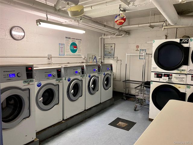 14340 41st Avenue 6F, Flushing, NY 11355