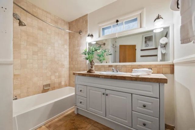 301 S Horne Street, Oceanside, CA 92054