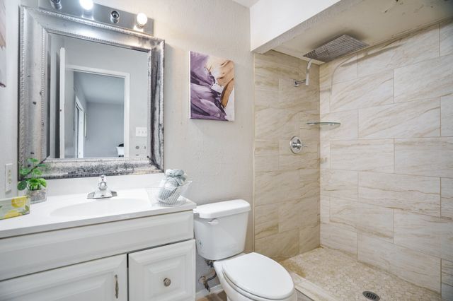 122 W Way Drive, Allen, TX 75002