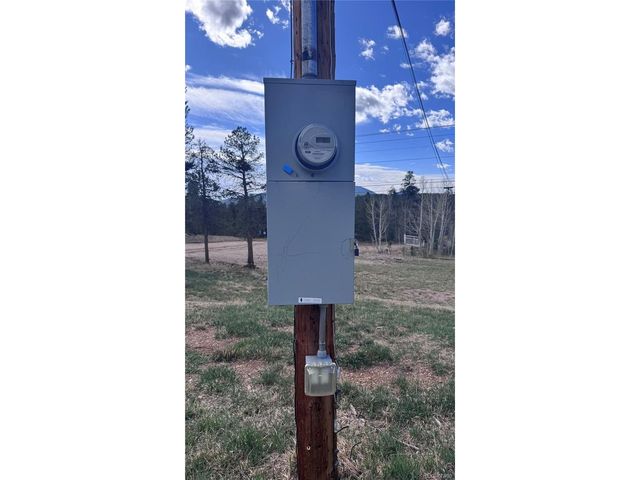 65 Dory Cir, Black Hawk, CO 80422