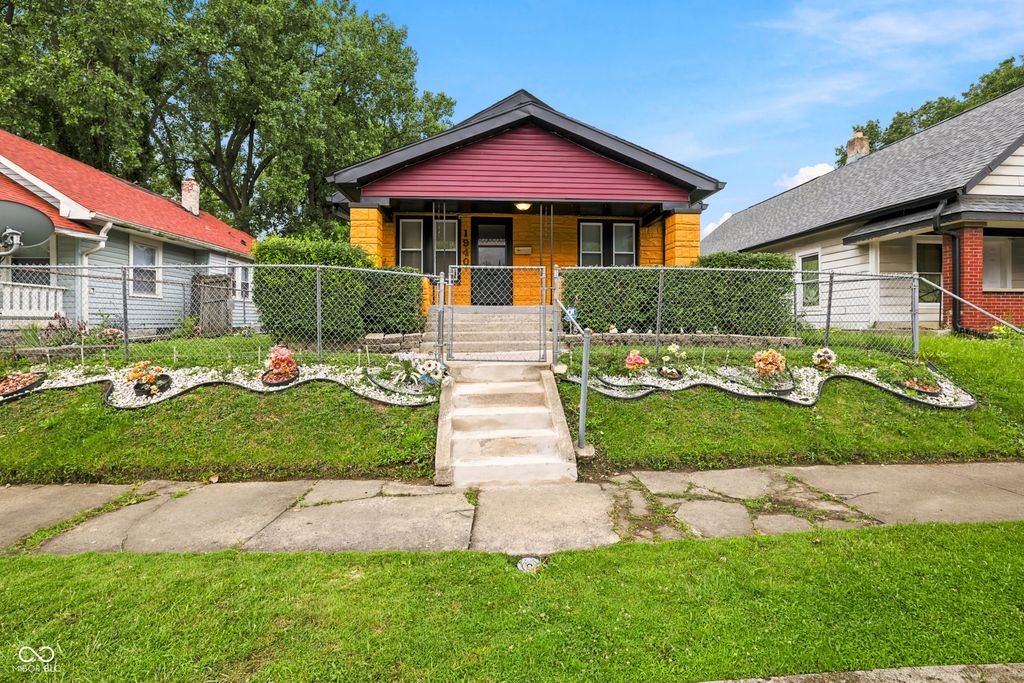 1940 N Dearborn Street, Indianapolis, IN 46218