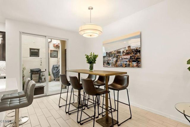 1536 E Thompson Boulevard, Ventura, CA 93001