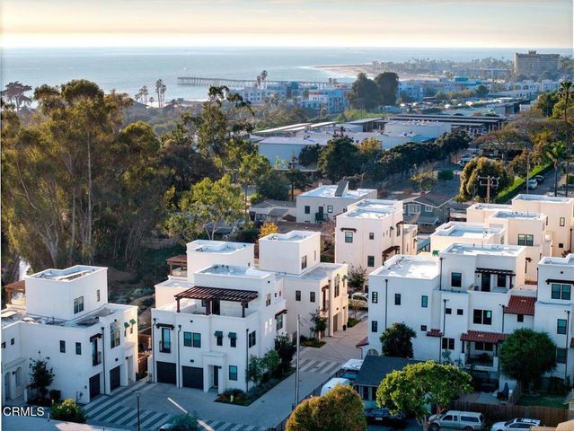 1536 E Thompson Boulevard, Ventura, CA 93001