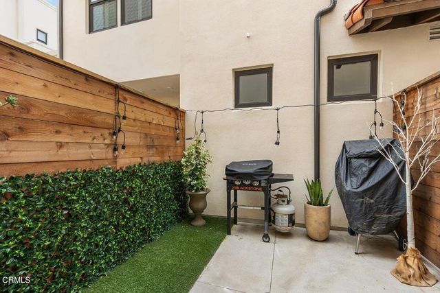 1536 E Thompson Boulevard, Ventura, CA 93001