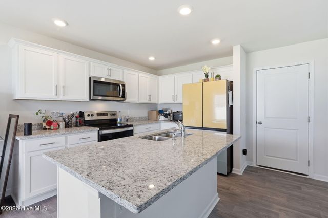 1909 Butterfield Lane, Kinston, NC 28504