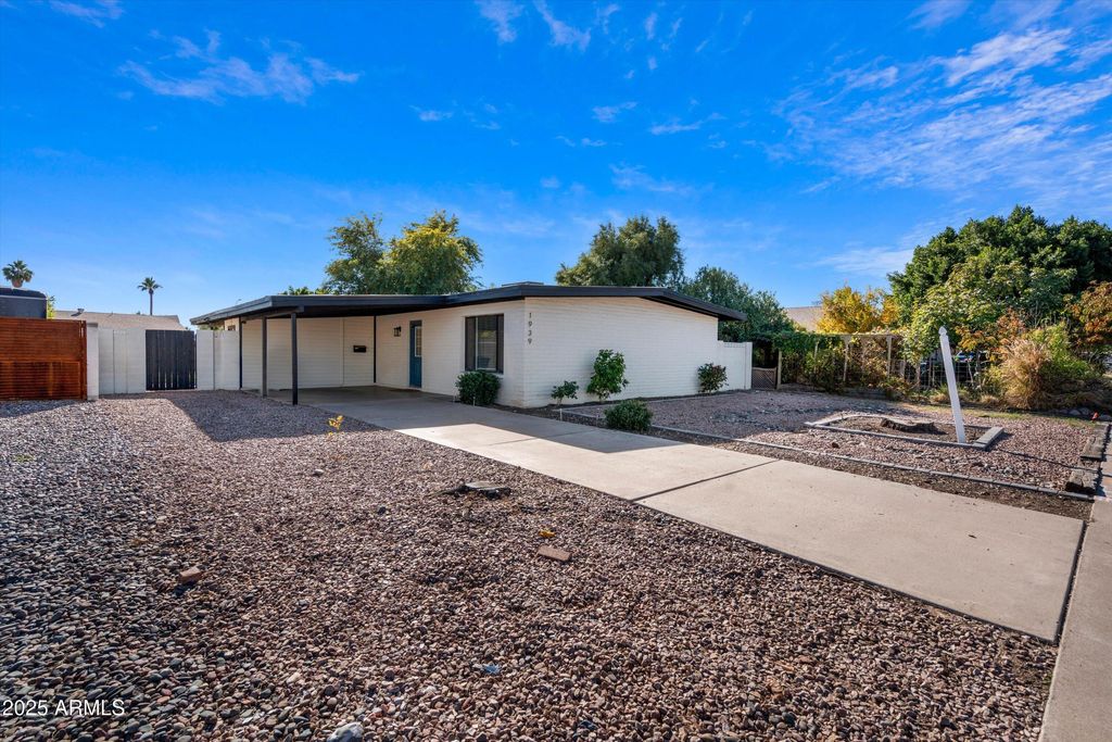 1939 E ALAMEDA Drive, Tempe, AZ 85282