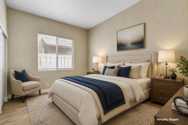 6032 ROSWITHA Ct, Sacramento, CA 95608