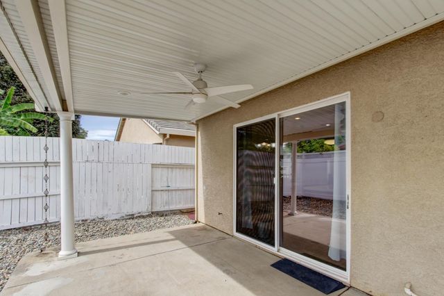 6032 ROSWITHA Ct, Sacramento, CA 95608