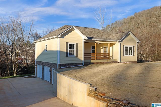 1586 WILDERNESS LANE, Birmingham, AL 35235