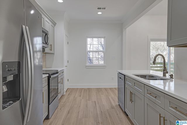 1586 WILDERNESS LANE, Birmingham, AL 35235