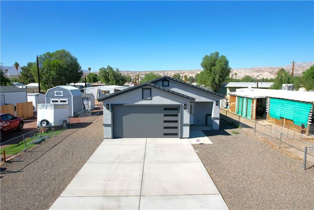 2031 Rio Grande Road, Bullhead City, AZ 86442