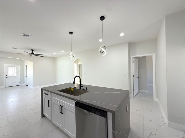 2031 Rio Grande Road, Bullhead City, AZ 86442