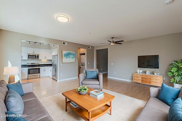 615 E PORTLAND Street 277, Phoenix, AZ 85004