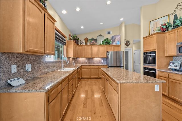 239 Hawk Lane, Palmdale, CA 93551