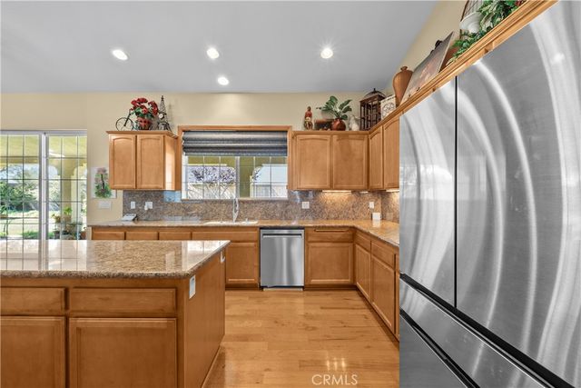 239 Hawk Lane, Palmdale, CA 93551