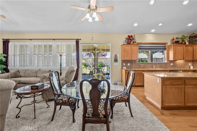239 Hawk Lane, Palmdale, CA 93551