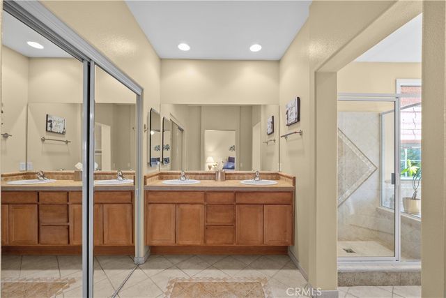 239 Hawk Lane, Palmdale, CA 93551
