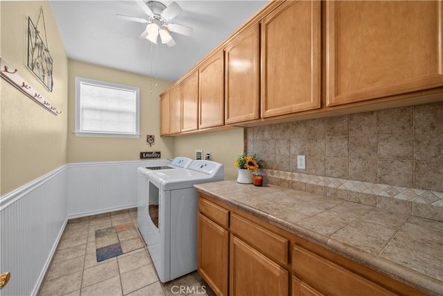 239 Hawk Lane, Palmdale, CA 93551