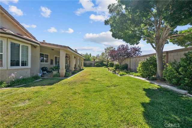 239 Hawk Lane, Palmdale, CA 93551